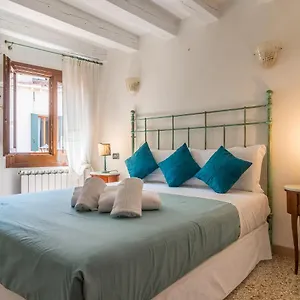 Apartment San Marco 1692 In The Heart Of @venice, Venice